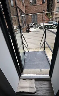 Rented by Bold New York | media 28