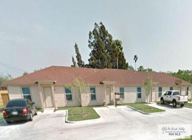 1st image of 622 W Davis St