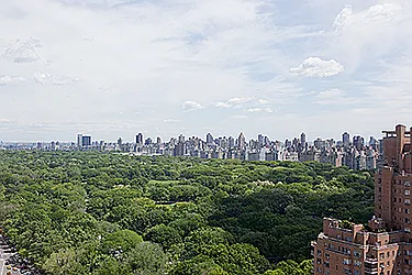 Rented by Domus Realty