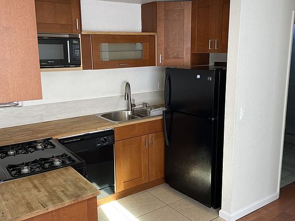 4th image of 4075-4077 30th St #4-4077
