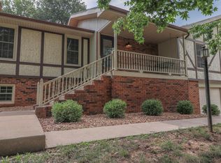 5761 S Clay Ave, Springfield, MO 65810