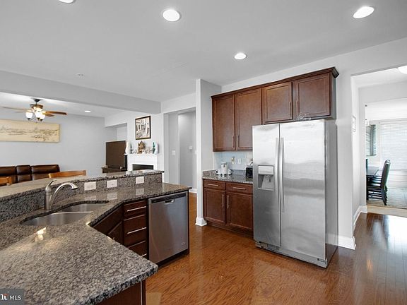 5th image of 4439 Camley Way