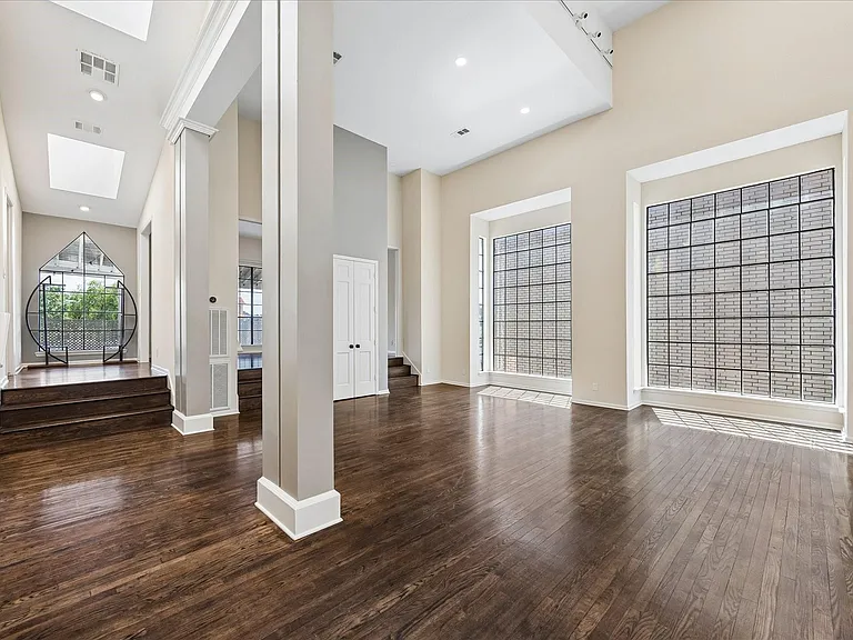 1605 Potomac Dr #E — Photo 12