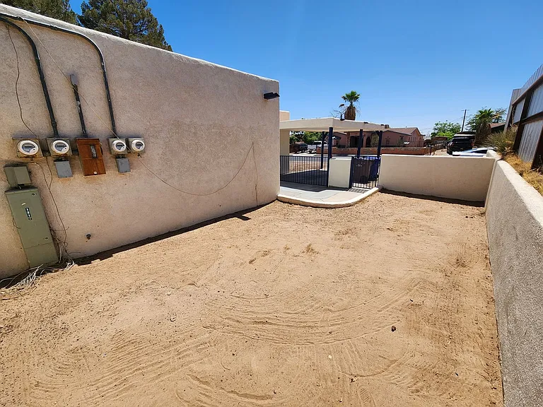 1217 La Fonda Dr — Photo 29
