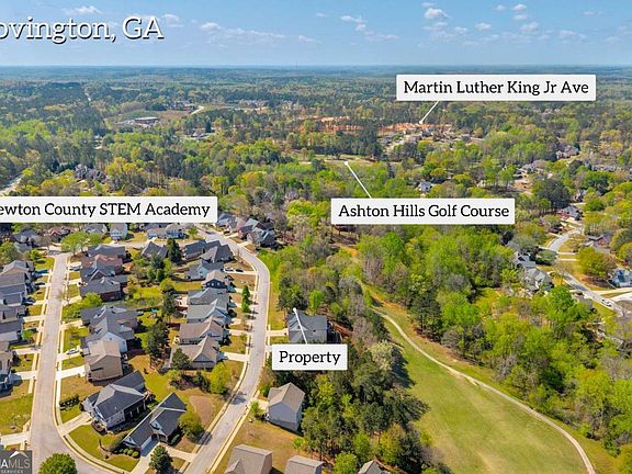 3rd image of 9153 Golfview Ln