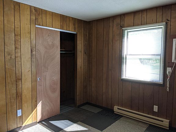 5th image of 642 Northwood Ct