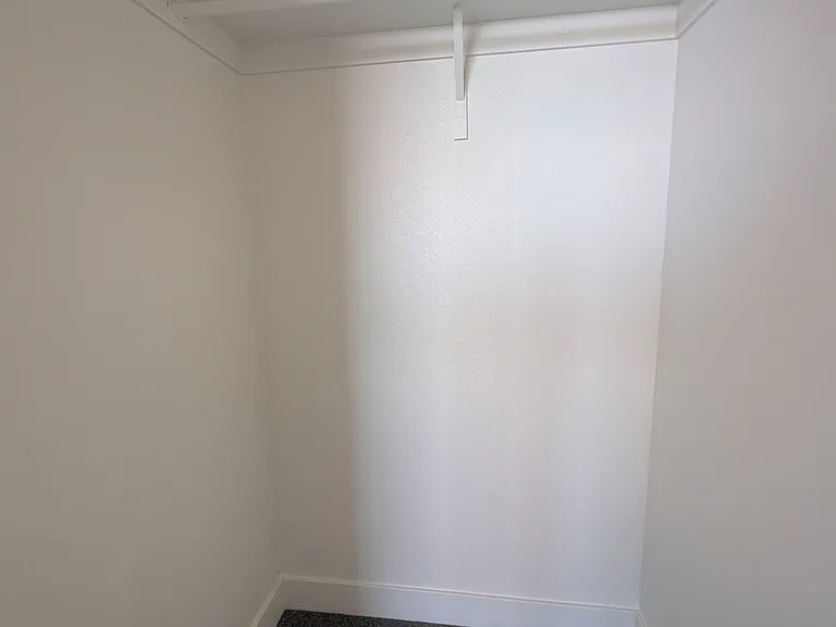 9877 Macarthur Blvd #A — Photo 26