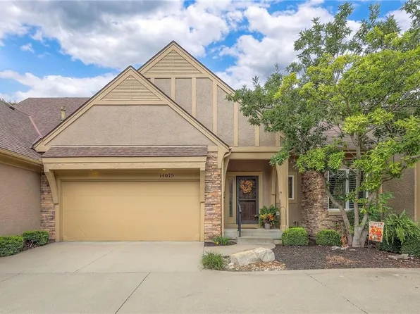 14075 S Summit St, Olathe, KS 66062