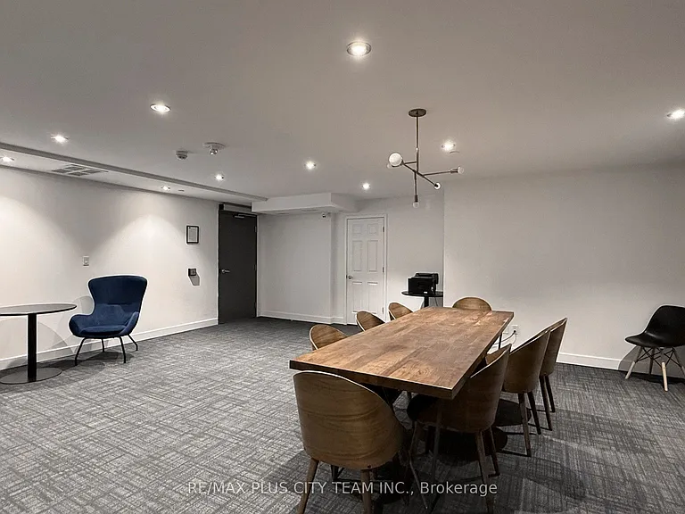 246 Logan Ave #309 — Photo 13