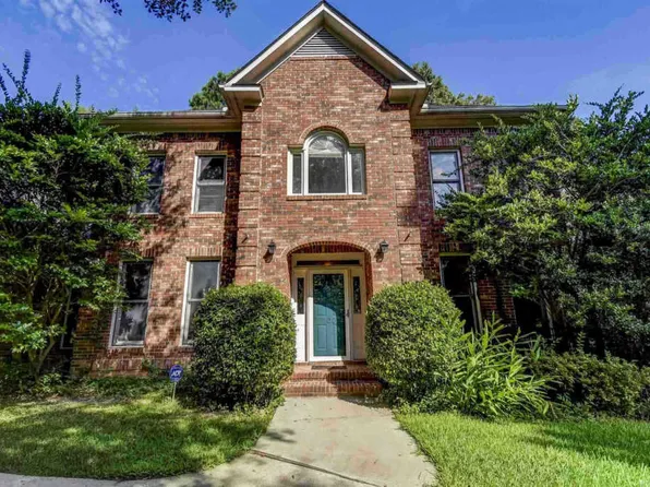 103 Silver Lake Cir, Columbia, SC 29212