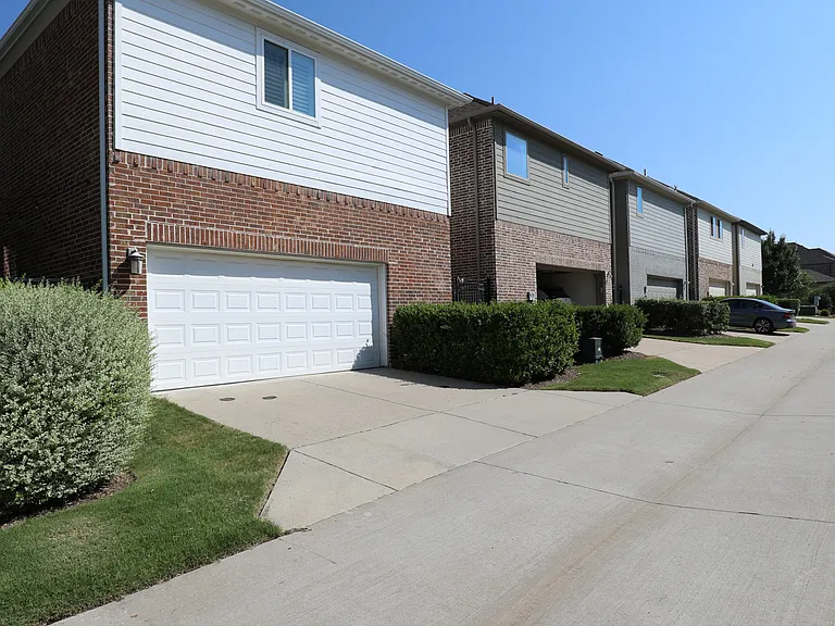 7317 Caladium Dr — Photo 25