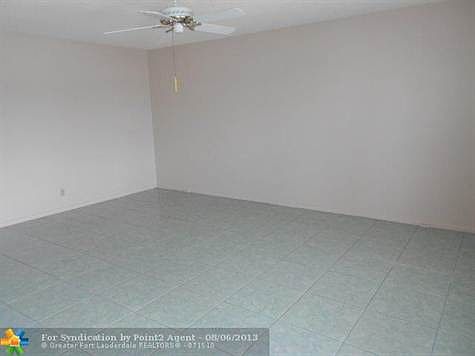 3rd image of 3022 Ventnor Cres