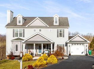 120 Spring Buck Ln NW, Christiansburg, VA 24073