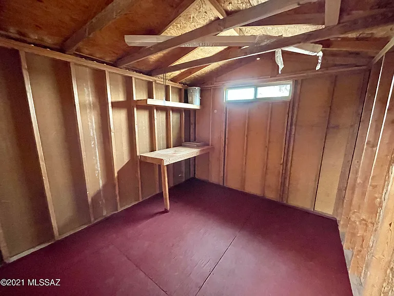 233 S Avenue B — Photo 20