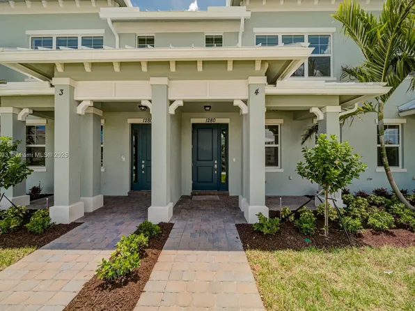 1280 Eucalyptus Dr, Hollywood, FL