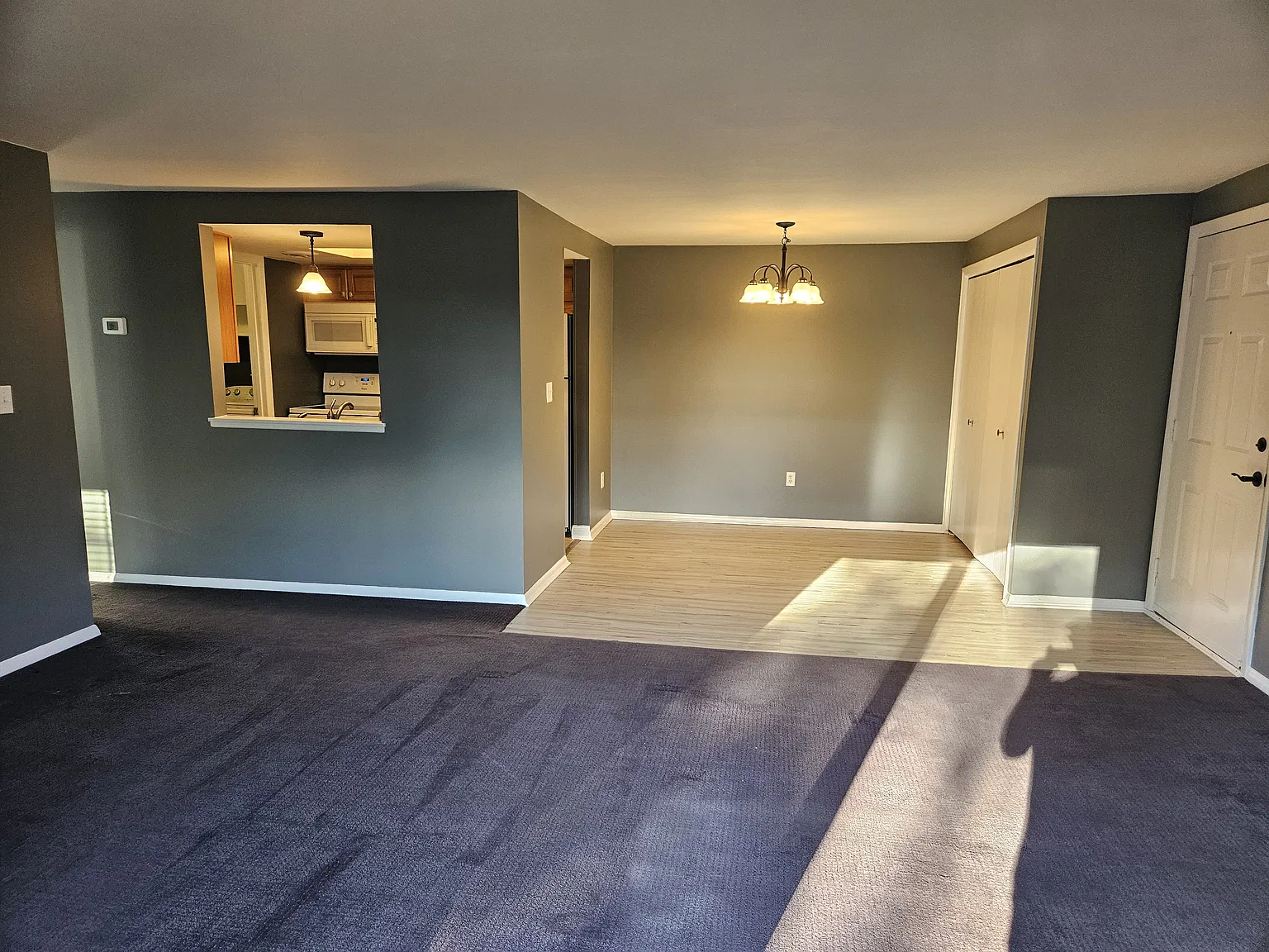2 bed, 924 sqft, $1,400 — Photo 3