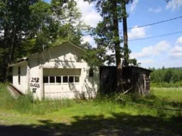 293/295 Queen Street, Boscawen, NH 03303