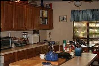 Giant Kitchen w/ Island