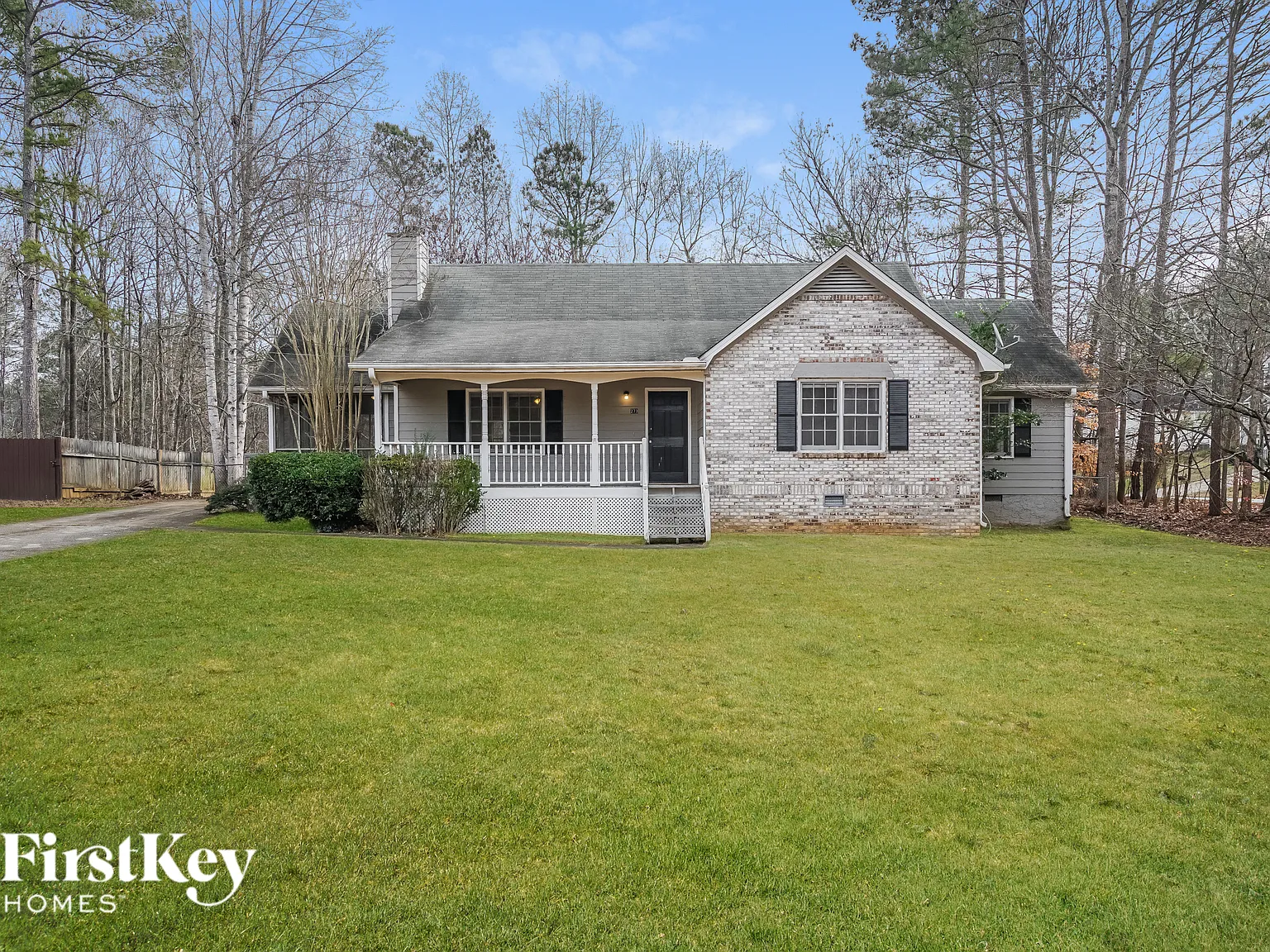 3 bed, 2.0 bath, 1480 sqft, $2,080 — Photo 1