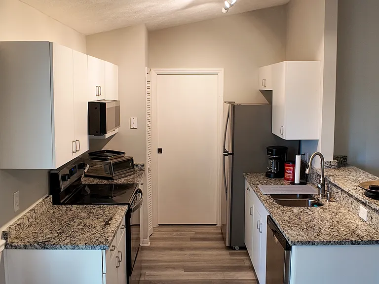 1200 Palm Walk Ln — Photo 7