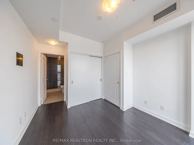 2799 Kingston Rd #910 — Photo 11