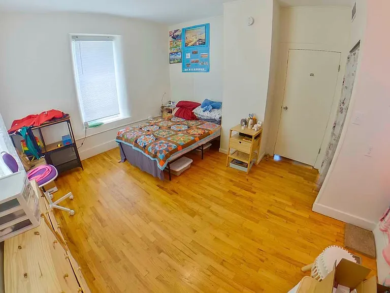 402 Bluemont Ave — Photo 4