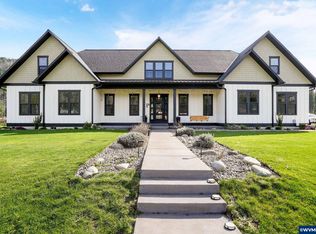 33742 Railroad Ave SE, Gates, OR 97346