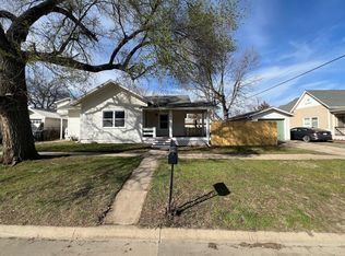 816 W Ash Ave, El Dorado, KS 67042