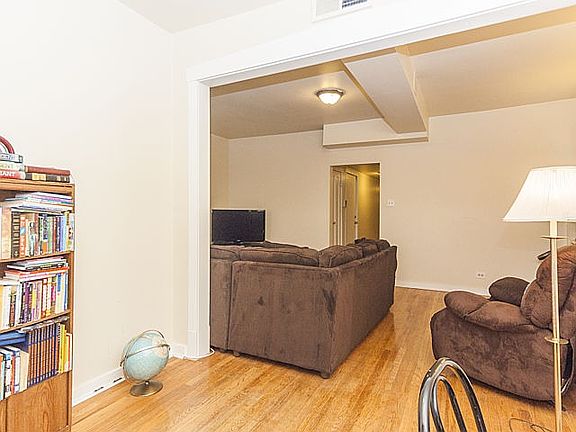 4th image of 1236 N Kedzie Ave