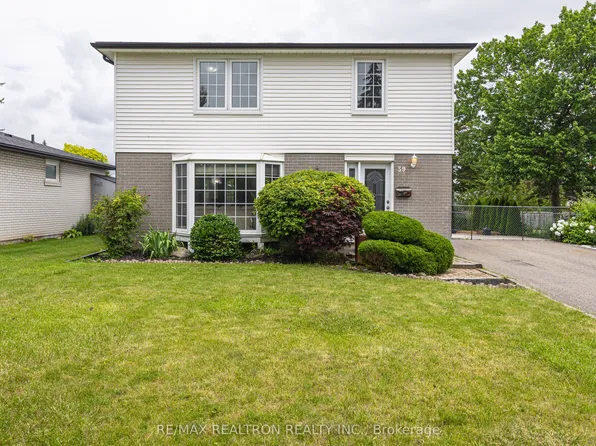39 Deloraine Dr, Brampton, ON L6T 1T6
