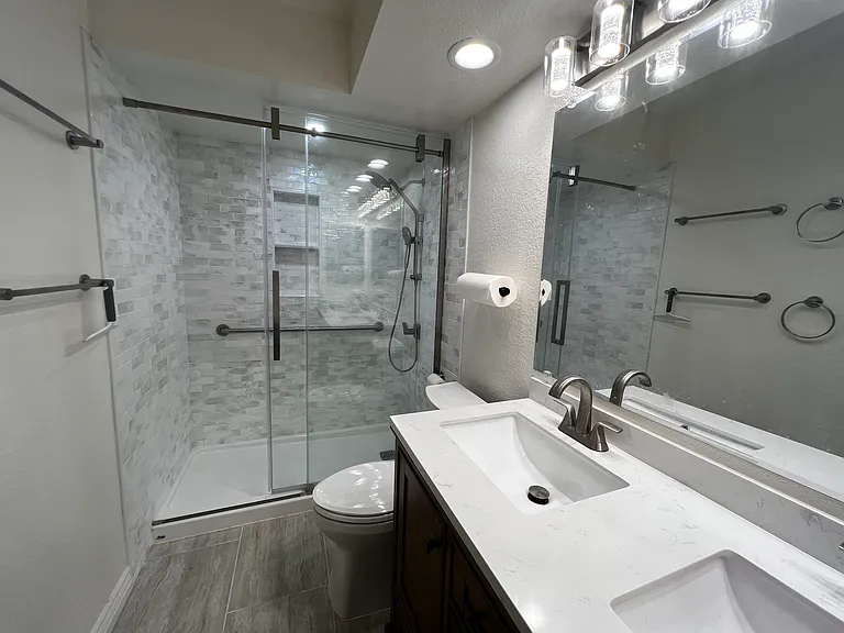7825 Seaglen Dr — Photo 21