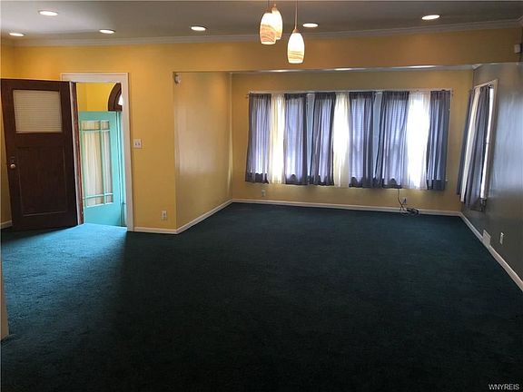 3rd image of 72 Taunton Pl