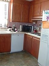 2nd image of 2427 Cordova Ln