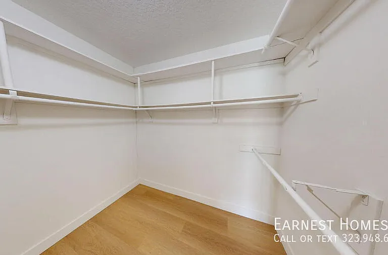 7814 Woodhall Ave — Photo 29