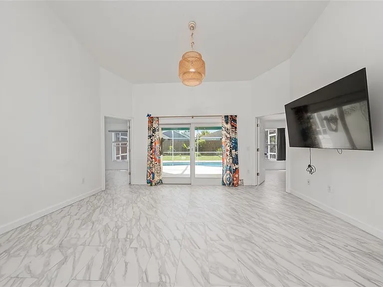 2608 Brandywine Ct — Photo 8
