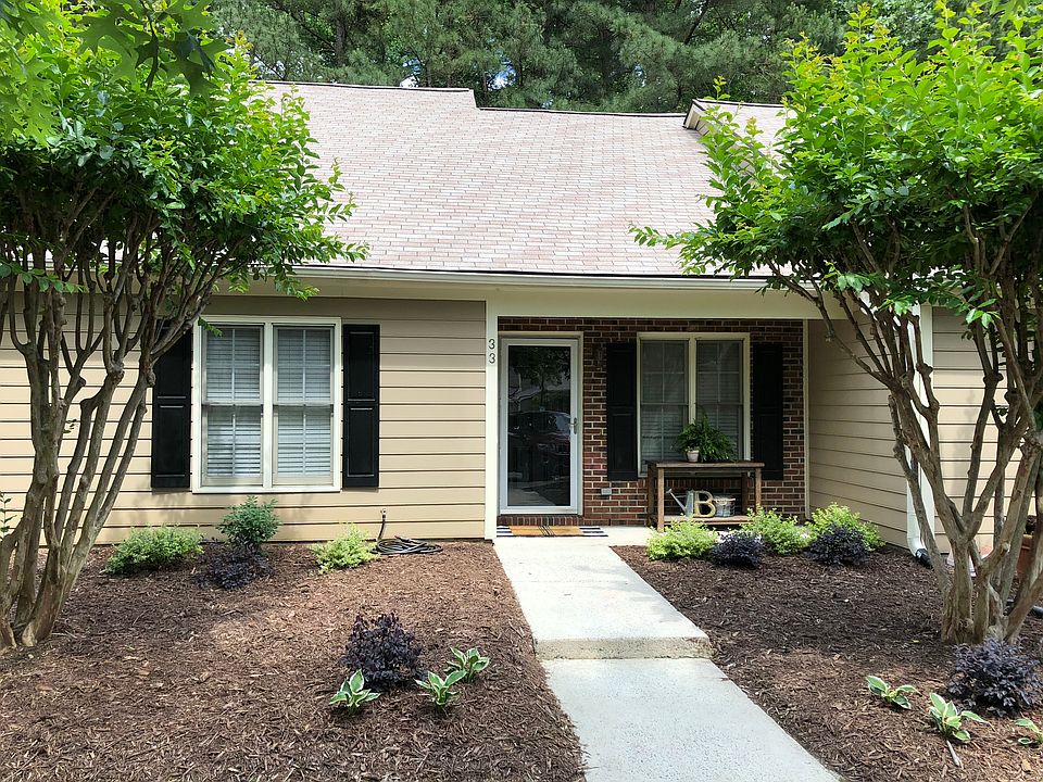 1st image of 33 Crystal Oaks Ct