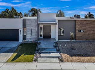 5656 Rio Bonito Cir, El Paso, TX 79932