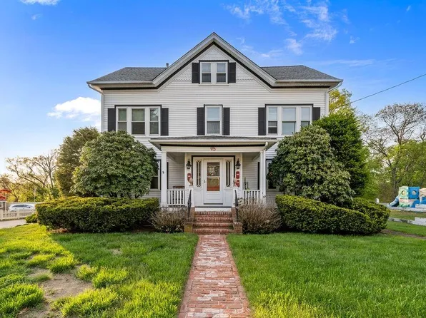 95 Saint Paul St, North Smithfield, RI 02896