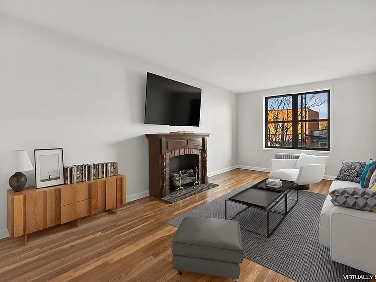 40 E 43rd St #2K — Photo 2