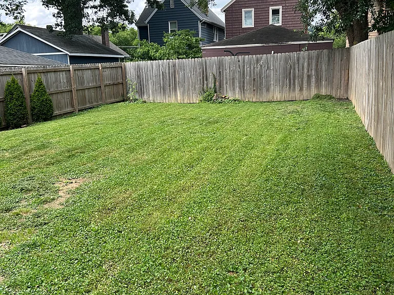 Private Fenced In Yard