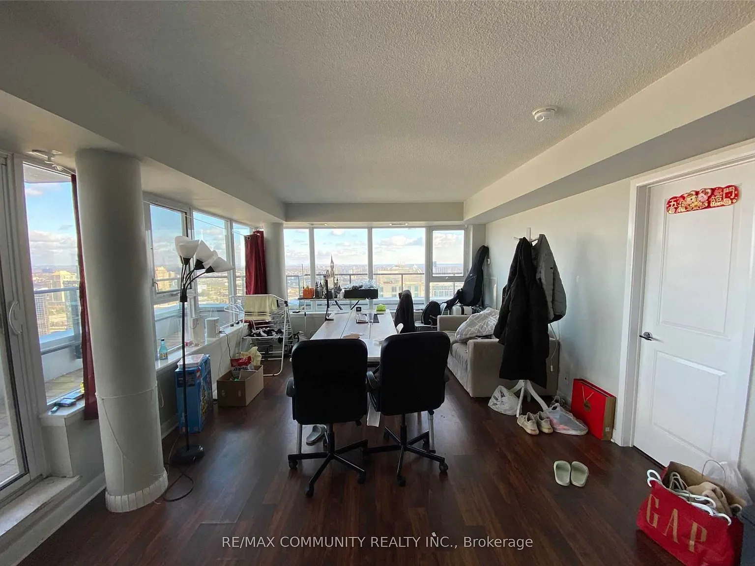 3 bed, $3,490 — Photo 3
