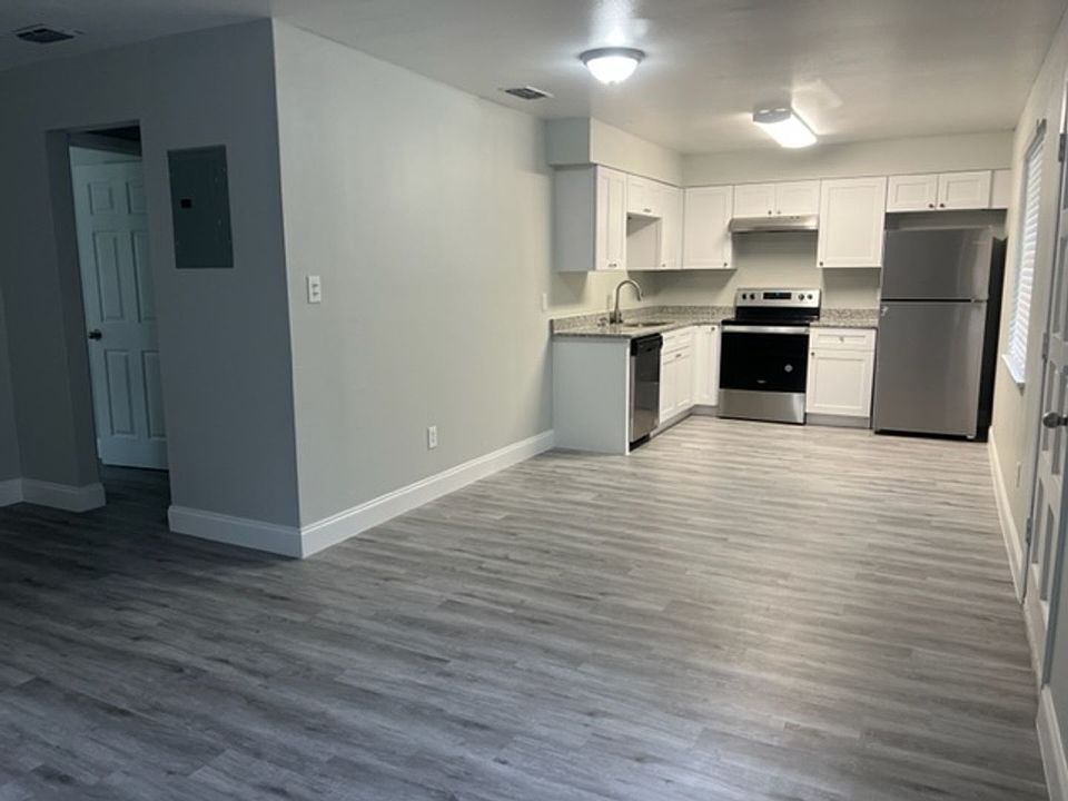 1st image of 125 S Salisbury Ave #21238555