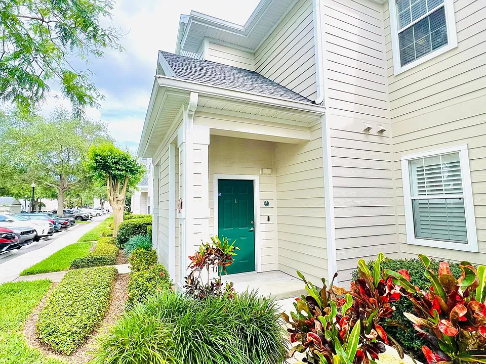 143 Southern Pecan Cir #203