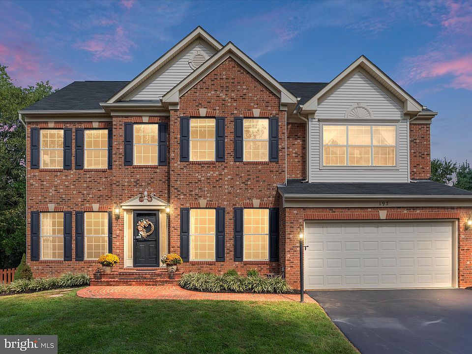 1st image of 197 Autumn Wind Ct
