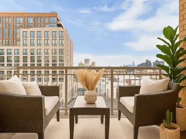 343 4th Avenue image 3 of 24