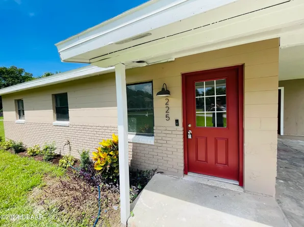 225 Cummings St, Oak Hill, FL 32759