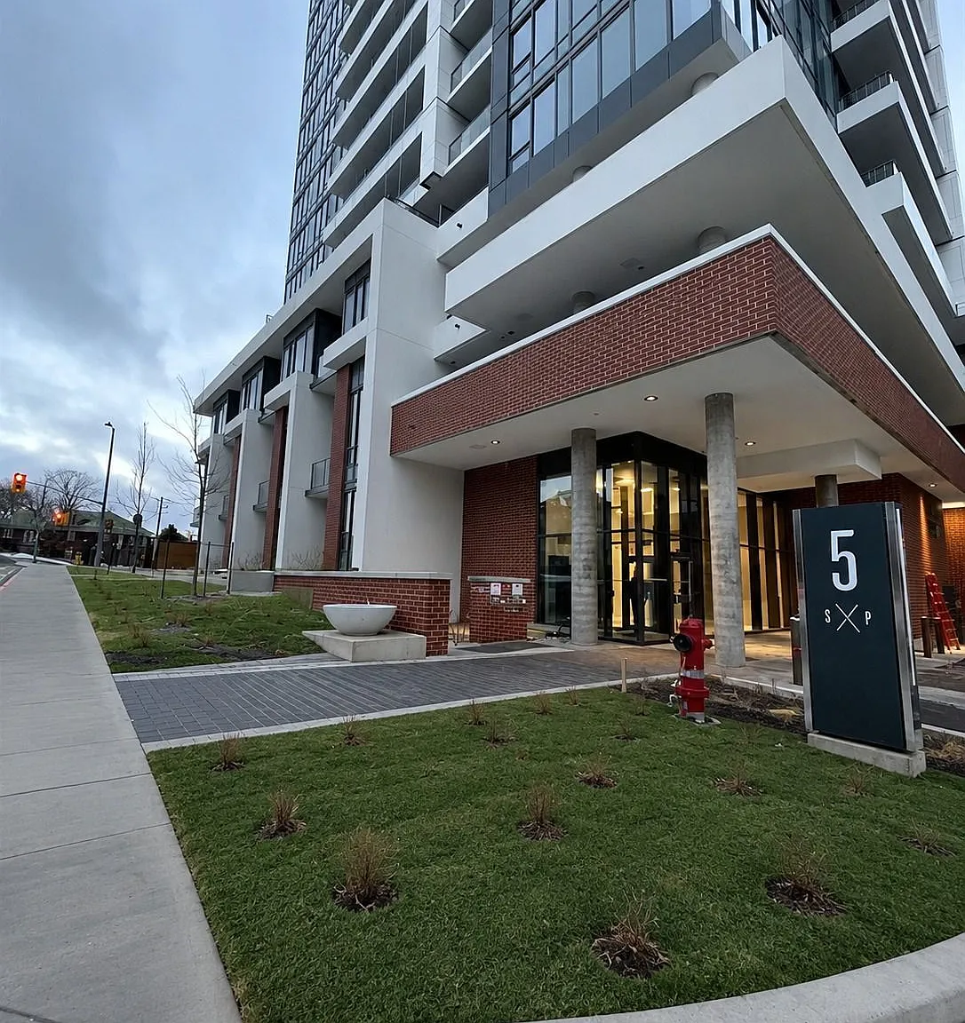 1 bed, $1,900 — Photo 1