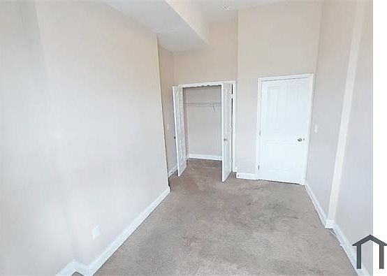 2nd image of 219 E North Ave #3