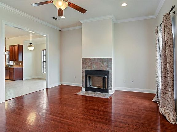 4th image of 41127 Don Lou Dr