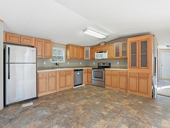 4th image of 13 Independence Ln